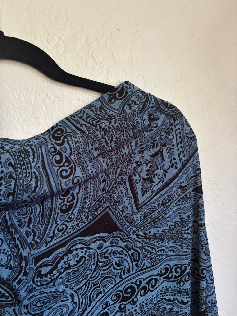 Jaclyn Smith Vintage Blue Paisley Skirt with Navy Accents